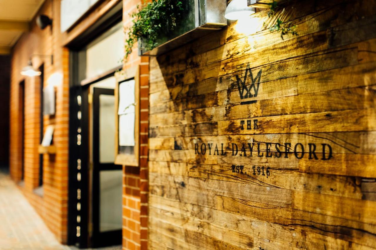The Royal Daylesford Hotel Exterior photo